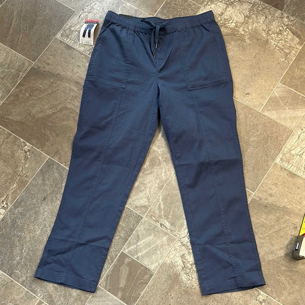 Tahari NWT size Med ladies drawstring, elastic pull up pants, cornflower blue